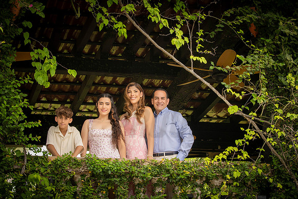 058-Natalie-Jon-Family