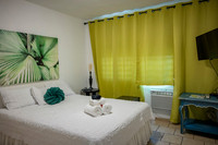 019-Vqs Tropical Guest House