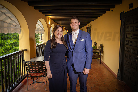161-Valeria & Carlos