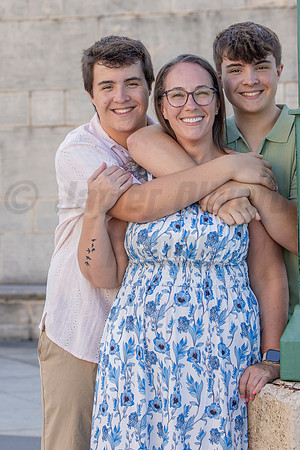 034-Megan Family