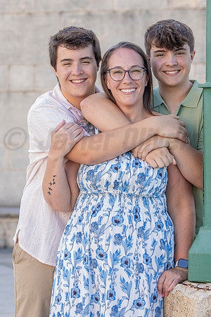 035-Megan Family