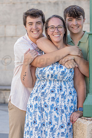 036-Megan Family