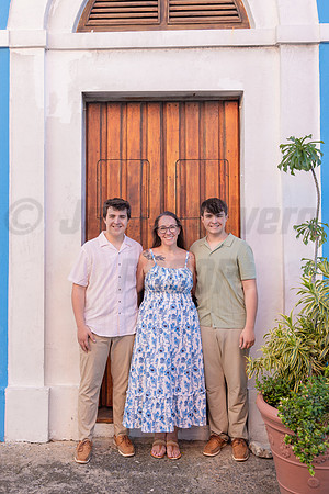 043-Megan Family