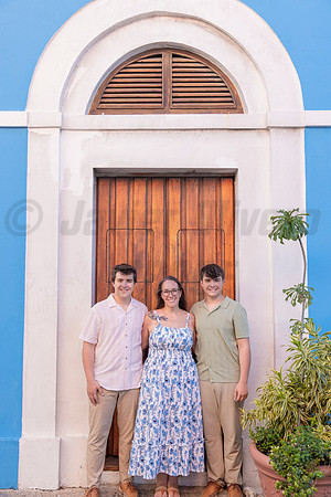 044-Megan Family