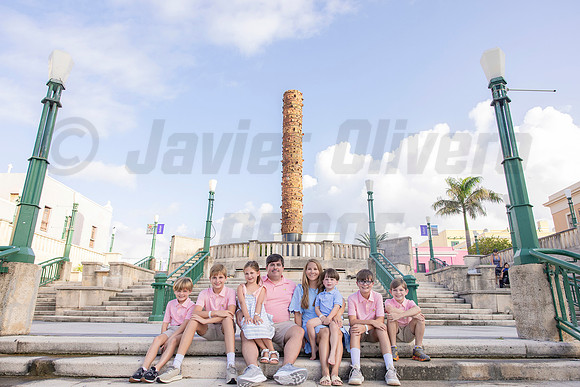 007-Jadie family