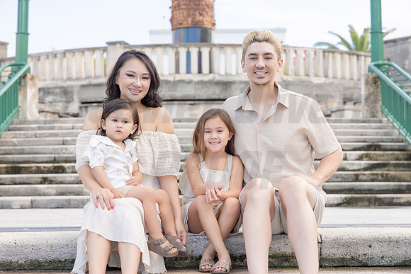 024-Jenny Family