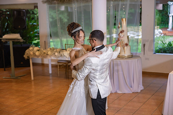 378-Keniel & Genilys