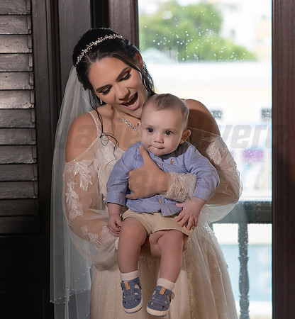 225-Valeria & Carlos