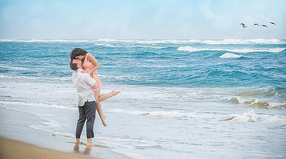 Engagement session at Villa Montana Beach Resort