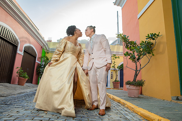 167-Shanta & Mike @ Old SJ