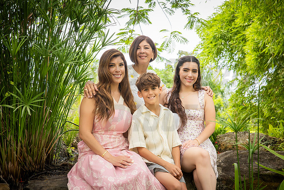 326-Natalie-Jon-Family