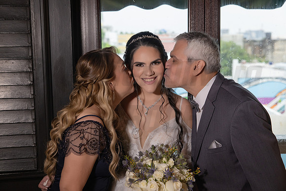 224-Valeria & Carlos