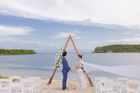 444-Vieques Weddings and Events