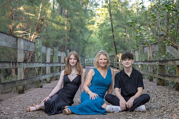 002-Melissa Family