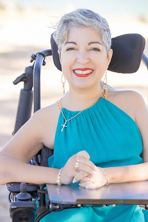 018-ELIZABETH SERRANO