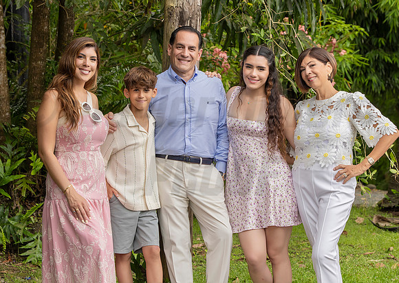 414-Natalie-Jon-Family