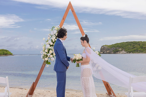 393-Vieques Weddings and Events