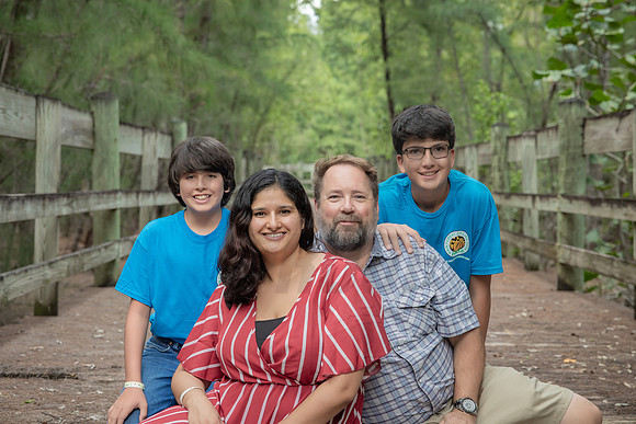 076-SARA FAMILY