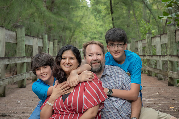 081-SARA FAMILY
