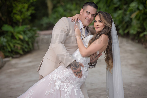 235-Chelsea & Estephan W