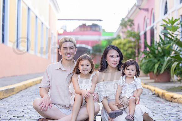 133-Jenny Family