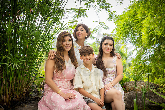 321-Natalie-Jon-Family