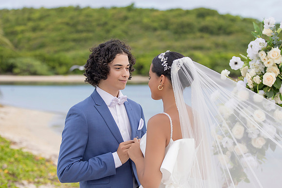 321-Vieques Weddings and Events