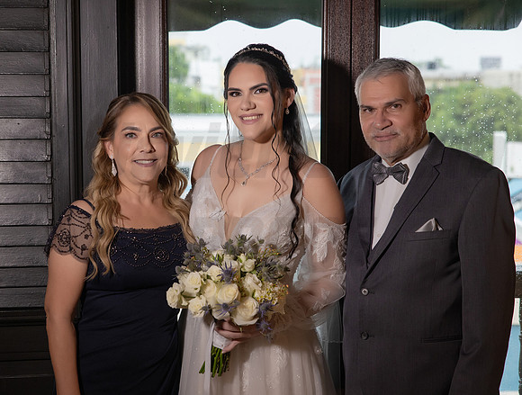 221-Valeria & Carlos