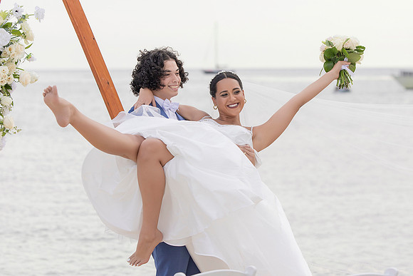 386-Vieques Weddings and Events