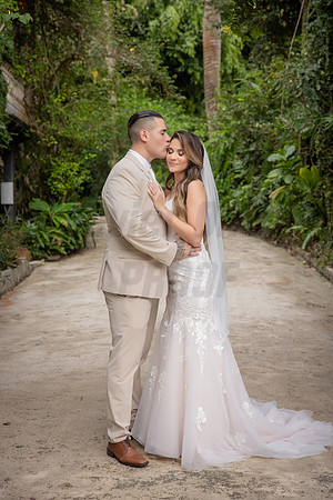 224-Chelsea & Estephan W