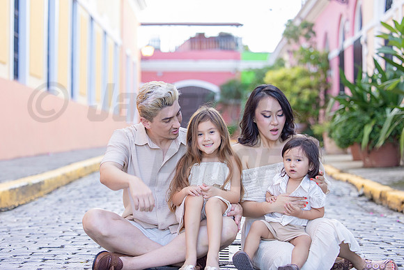 127-Jenny Family