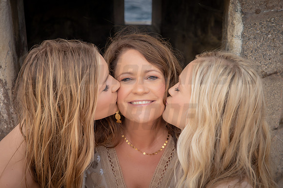 062-Tina Family