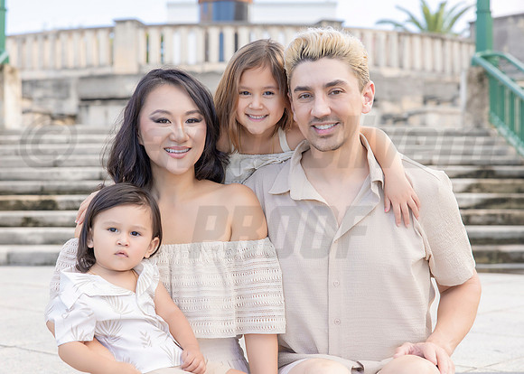030-Jenny Family