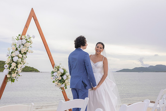 266-Vieques Weddings and Events