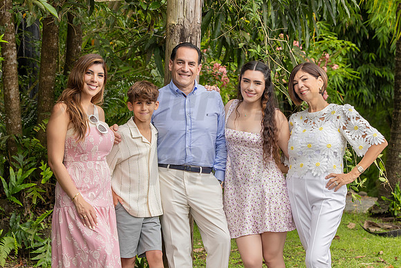 415-Natalie-Jon-Family