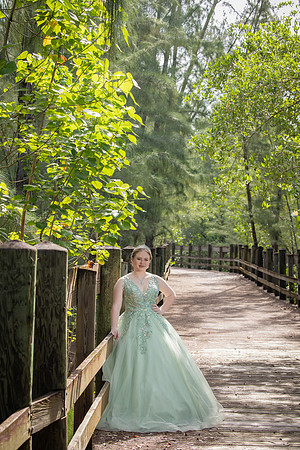 002-Valeria 15