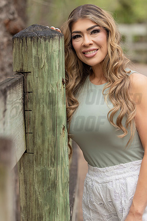 112-Vanessa Family