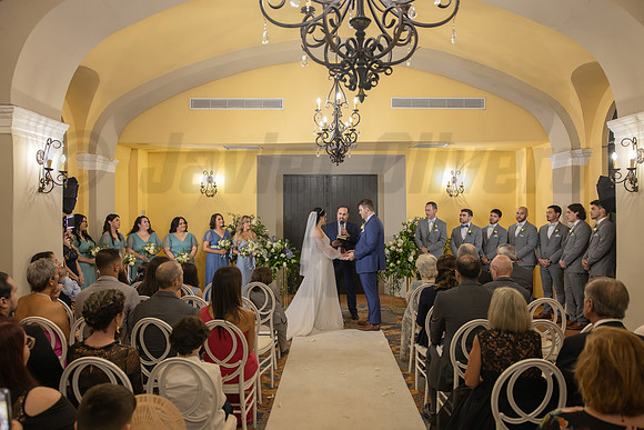 380-Valeria & Carlos