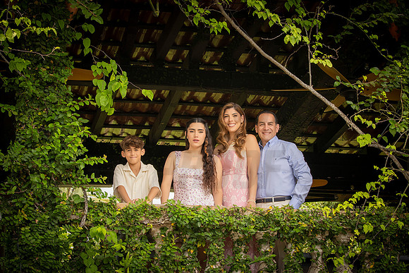 060-Natalie-Jon-Family