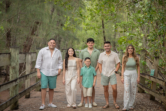 186-Vanessa Family