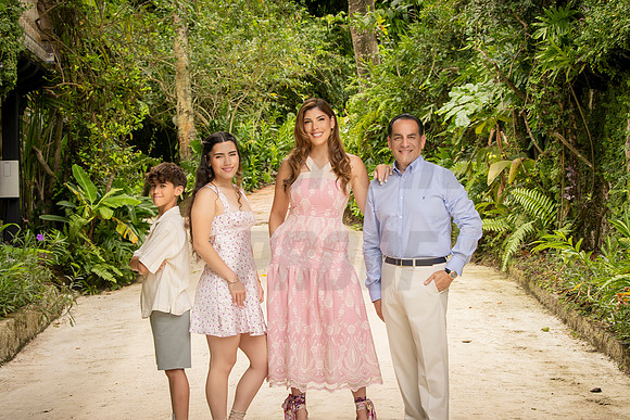 073-Natalie-Jon-Family