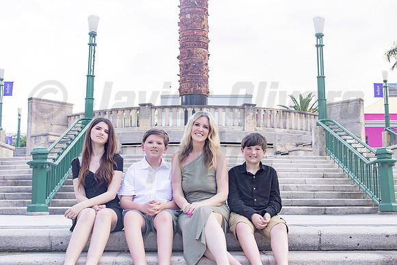 005-Julie Family