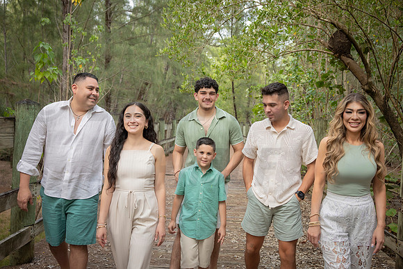 194-Vanessa Family