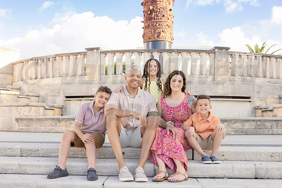 020-Erica-Adam-Family