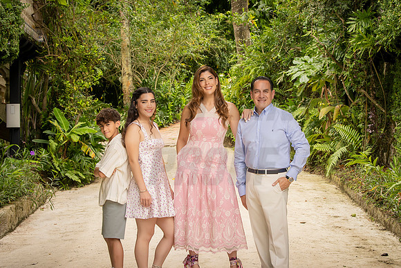 071-Natalie-Jon-Family