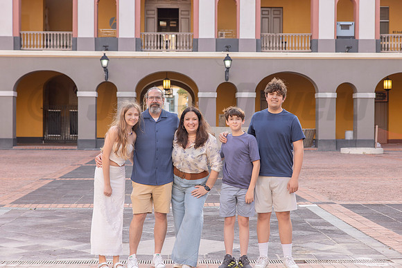 012-Belkys Family